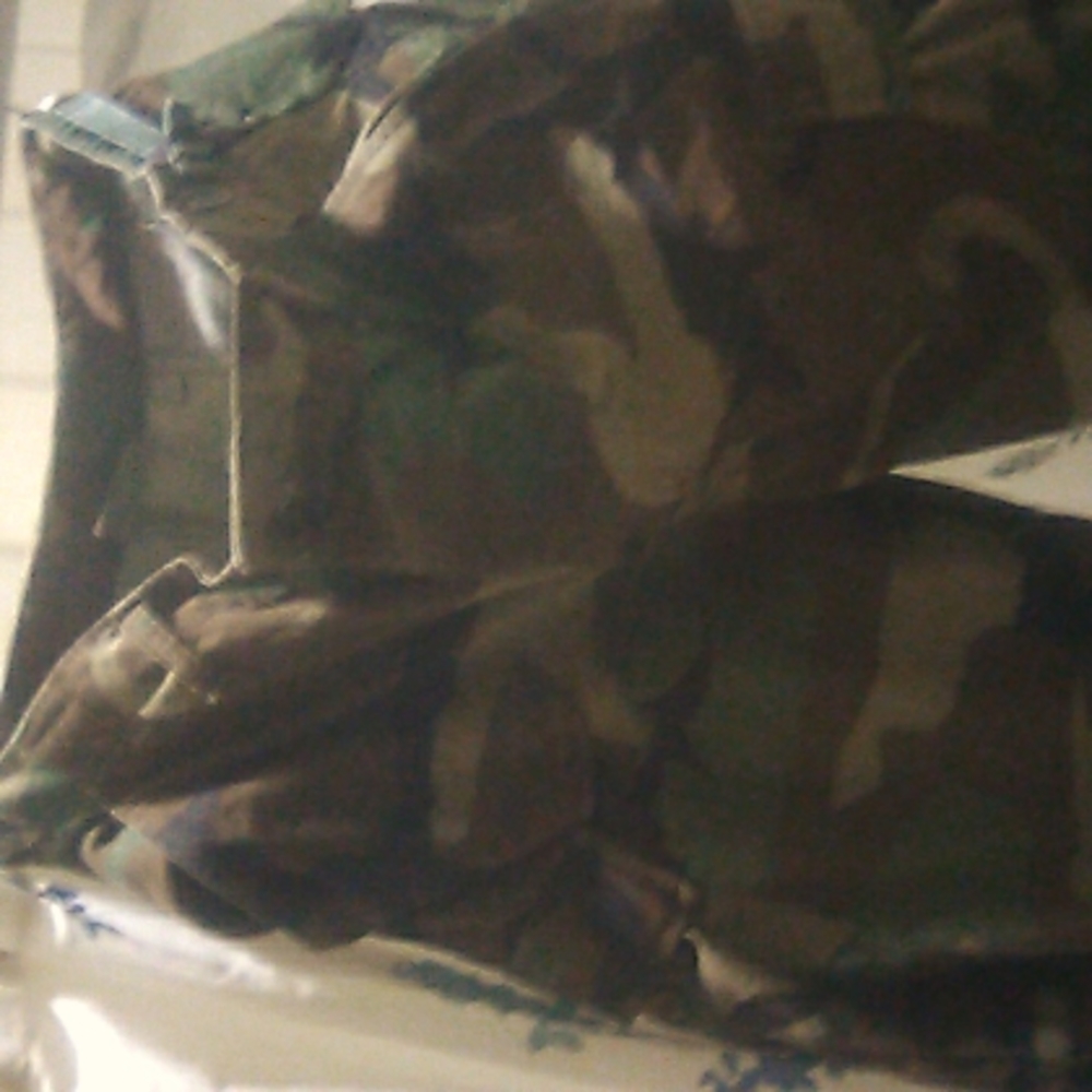 Camouflage Capri pants   beown, green and black size med